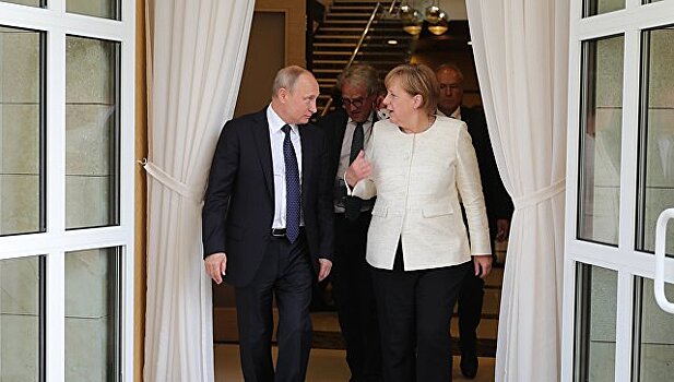 Лавров оценил диалог Путина и Меркель