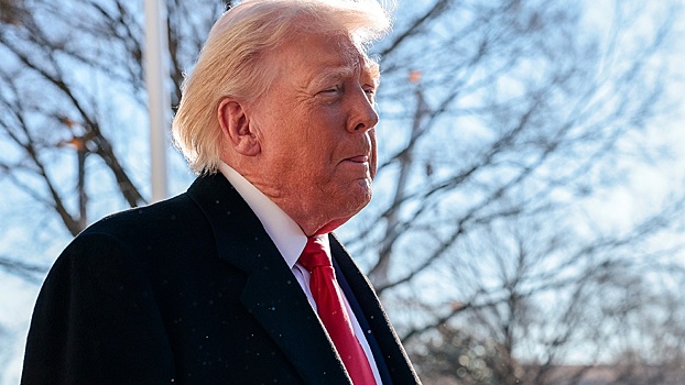 Отстраненный от работы за оскорбление Трампа работник получил 500 тысяч долларов