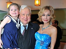 Марина Зудина показала подросшую дочь от Олега Табакова