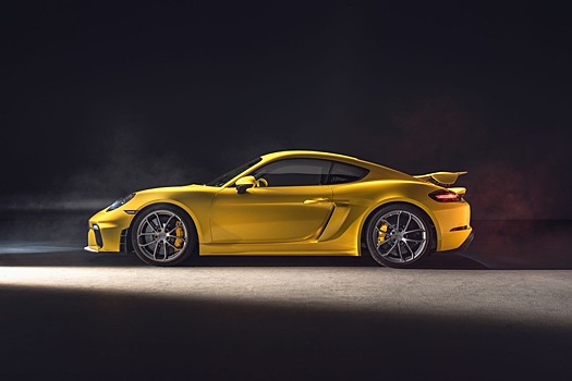 Автомобили Porsche отозвали в России третий раз за лето