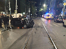 Ночное ДТП в центре Саратове с множеством пострадавших устроил таксист