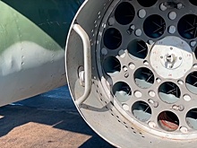 ВКС РФ нанесли удар по фотографировавшимся с флагом бойцам ВСУ на острове Змеиный