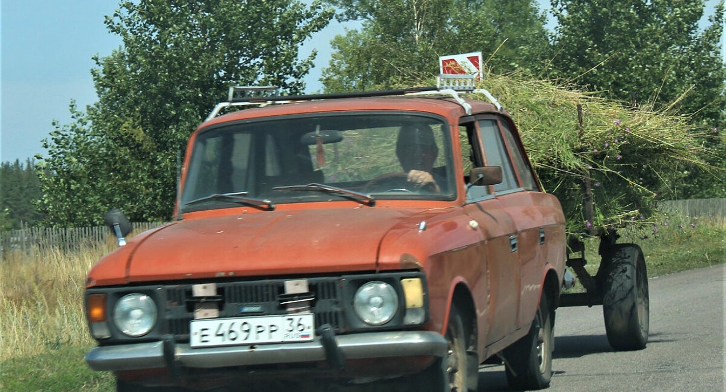Автомобиль иж комби