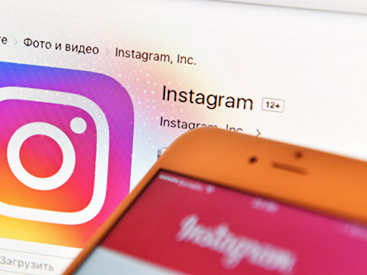 Instagram вводит отметку 