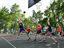 Лига губернатора по баскетболу 3х3 набирает обороты: в самарском парке имени Гагарина игроки продемонстрировали свое мастерство