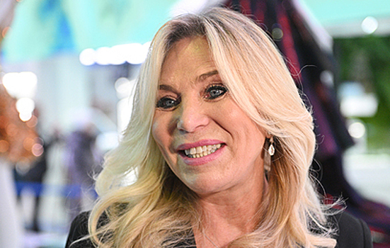 Марина Юдашкина показала фото со свадьбы дочери Галины: красавица-невеста светится от счастья