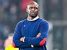 "Дженоа" объявил об уходе Патрика Вийера с поста главного тренера