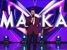 Ведущий Вячеслав Макаров анонсировал новогодний спецвыпуск шоу «Маска»