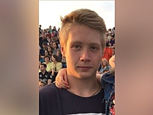 В Новосибирске ищут подростка в чёрной футболке с цветным рисунком