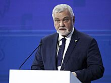 Главе Республики Коми потребовалось 20 попыток, чтобы забросить мяч в кольцо
