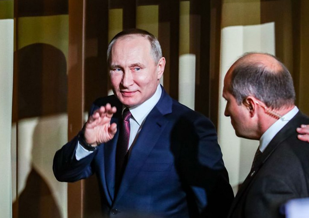 Путин прибыл в Мурманск