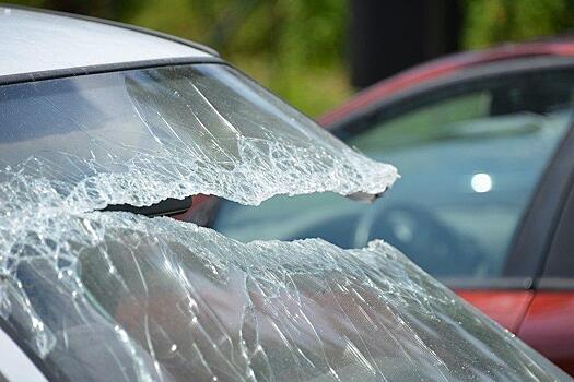 Пассажир Toyota пострадал в результате столкновения с Volvo на Малышева