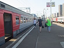 Пассажиров Белорусского и Савеловского направлений предупредили о закрытых дверях в середине составов