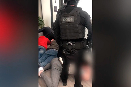 В Москве ФСБ раскрыла крупную схему нелегальной миграции, легализовавшую более 53 тысяч иностранцев