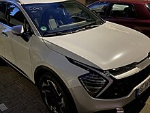 Новая модель Kia Sportage 2022 скоро появится в Европе. Первые снимки белого кроссовера