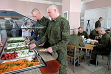 Уральские военнослужащие оценили армейскую еду на «отлично»