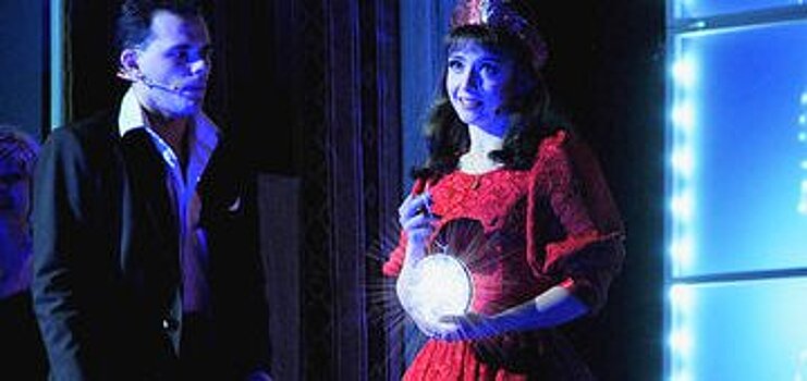 Волшебное стекло искали актеры из Волгограда на нижегородской сцене