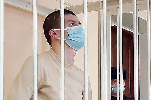 Песков заявил, что резонансность преступления не влияет на помилование