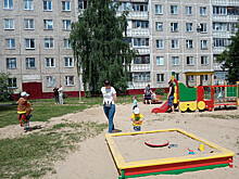 Современные игровые комплексы установят в 22 дворах Автозаводского района