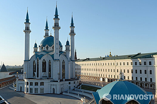 Репортажи о российских городах: третья столица России – Казань. Сосуществование ислама и православия (Асахи симбун, Япония)