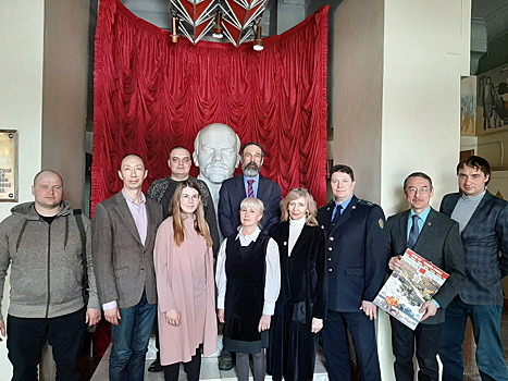 Командование танковой дивизии ЦВО и представители общественных организаций в Челябинске обсудили подготовку к Уральскому танковому фестивалю «Броня Танкограда-2021»