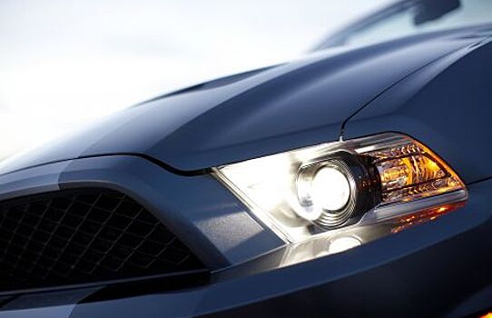 Зачем автомобилю иметь четыре фары?