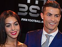 Возлюбленная Криштиану Роналду ждет близнецов