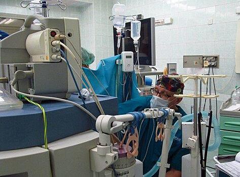 Врачи больницы на Вучетича провели уникальную операцию по восстановлению просвета трахеи