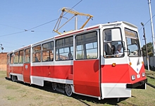 В Омске на линию вновь вышел трамвайный вагон после капитального ремонта