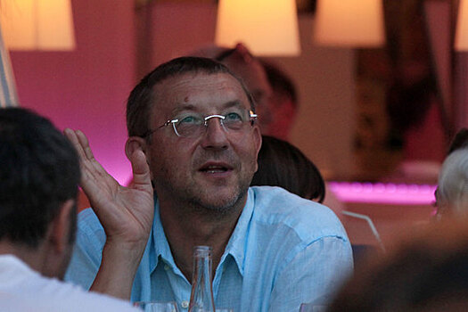 Суд арестовал 17% акций НРК