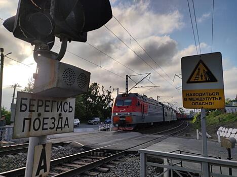 В Приморье на одном из ж/д переездов ограничат движение автотранспорта