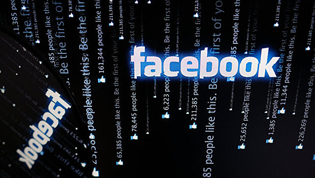 Facebook активировал в Париже функцию Safety Check, сообщили СМИ