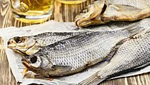 Туризм, ЗОЖ и пиво назвали причиной популярности сушеной рыбы в России