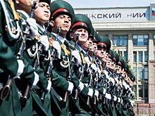 Саратовцы увидели вживую частичку парада на Красной площади. Фоторепортаж