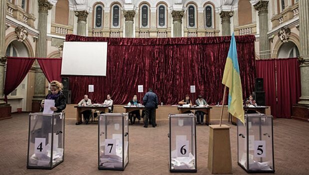 Партия Порошенко заявила о лидерстве в большинстве регионов Украины