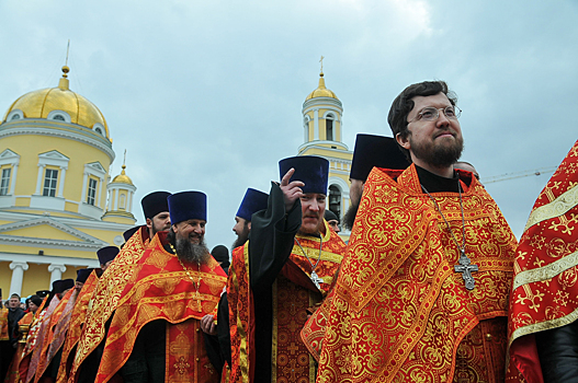 Центральные улицы Екатеринбурга перекроют ради крестного хода