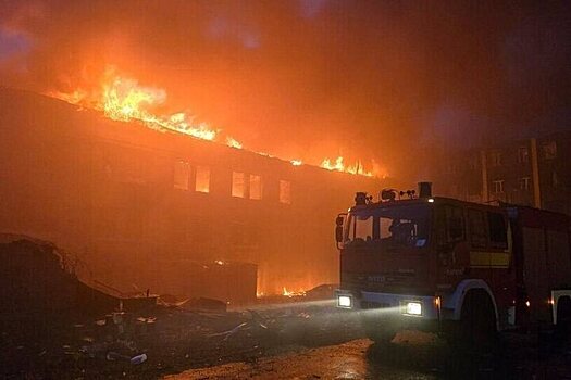 Промзоны пылают, детонация не прекращается: российские дроны били по ключевым целям в Харькове