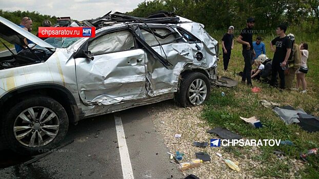 На трассе в Ершовском районе в ДТП получили травмы двое мужчин