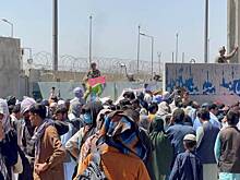 Более 40 человек погибли при взрыве возле аэропорта Кабула