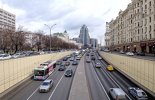 На Садовом кольце частично перероют движение для укладки асфальта