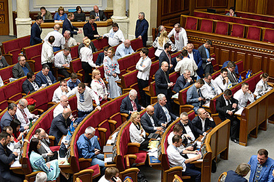 Команда Зеленского прокомментировала развал коалиции в Раде
