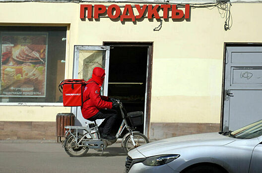 Глава СПЧ призвал запретить курьерскому транспорту ездить по тротуарам