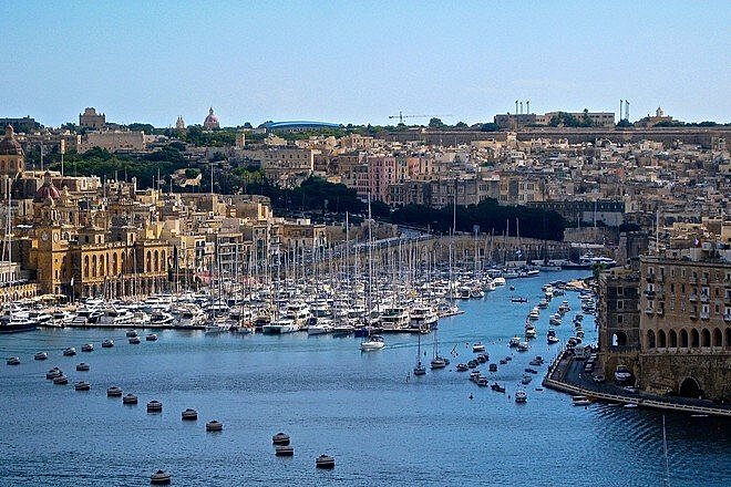 Мальта прекращает выдачу "золотых паспортов" россиянам