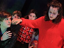 Спектакль «Вой, Ветер!» в Театре «На набережной»