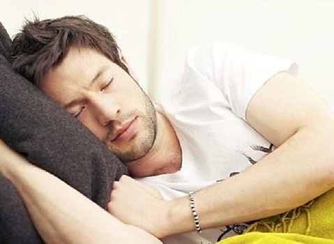 Причины и симптомы сонного паралича