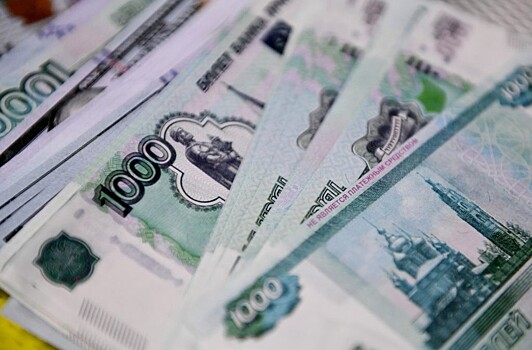 Деньги россиян стекаются в банки