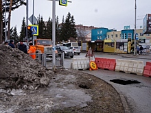 На главной улице Бердска провалилась канализация утром 2 апреля