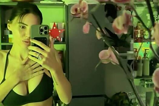 Оксана Самойлова показала ванную дочери со словами «мир должен это видеть»