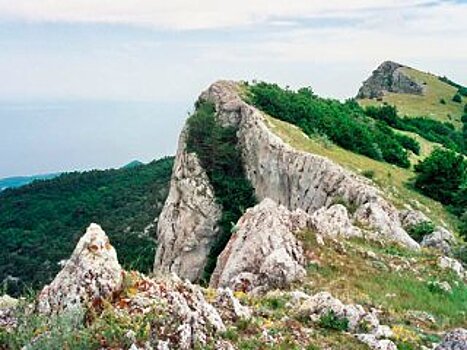 Туристка из Уфы сорвалась с Ай-Петри в Крыму