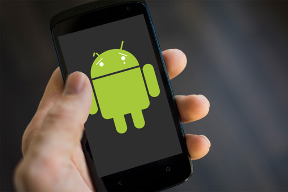 Андроид в смартфоне что это. Android смартфон. старые андроид смартфоны. опасные андроиды. чистка смартфона андроид.